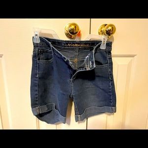 Arizona jeans medium length blended fabric shorts